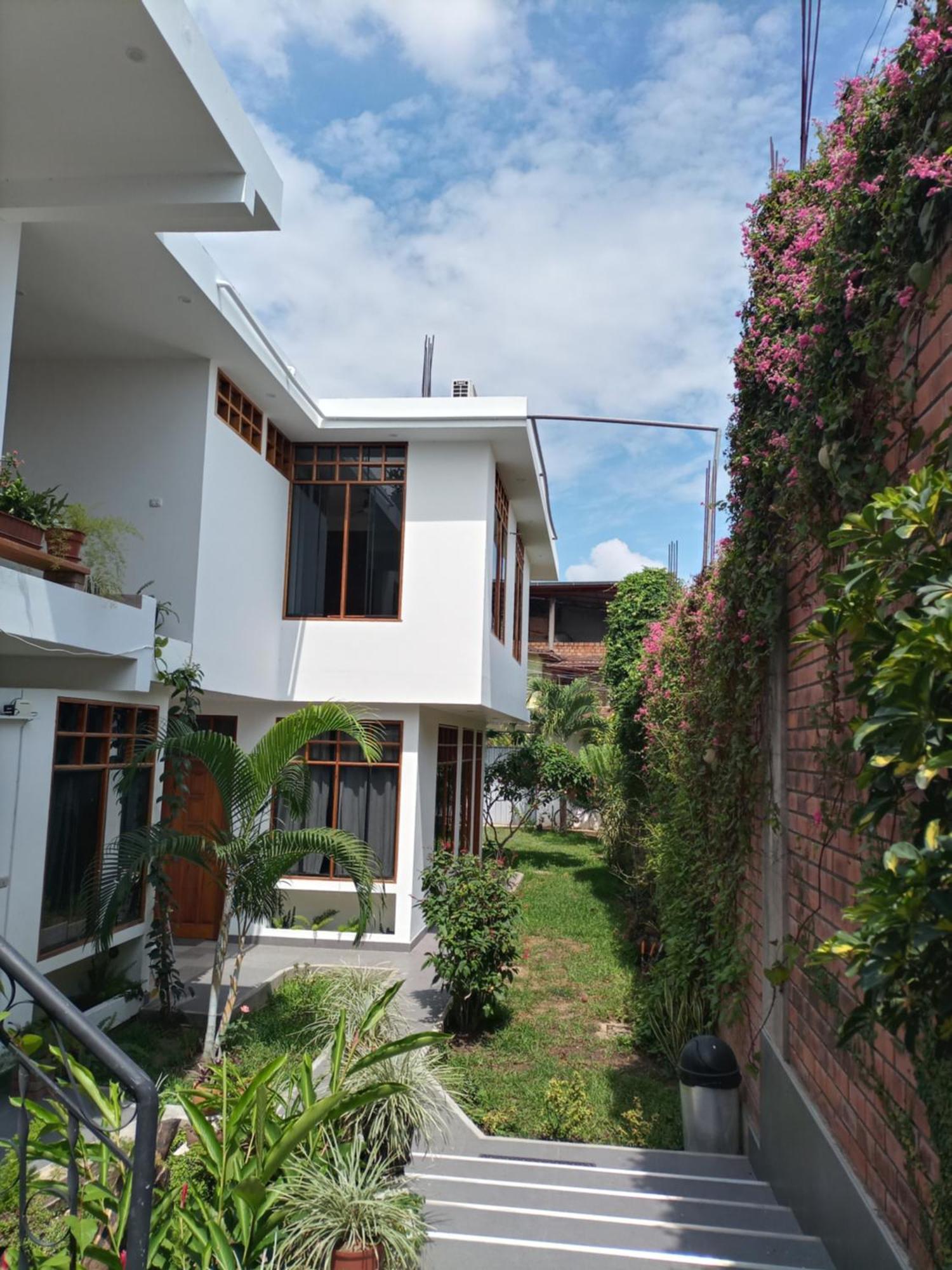 Alojamiento Familiar Custodia Tarapoto Esterno foto