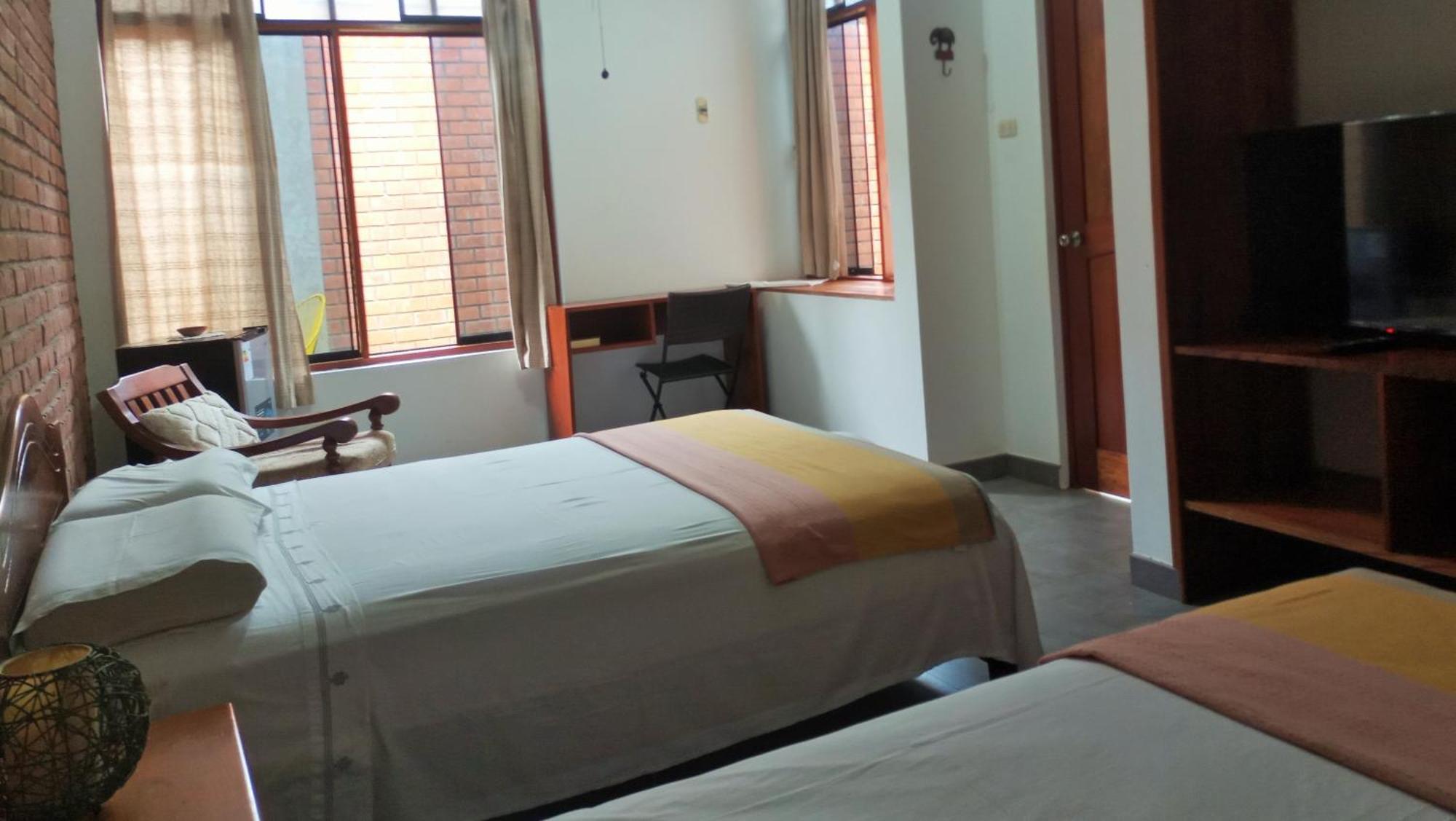 Alojamiento Familiar Custodia Tarapoto Esterno foto