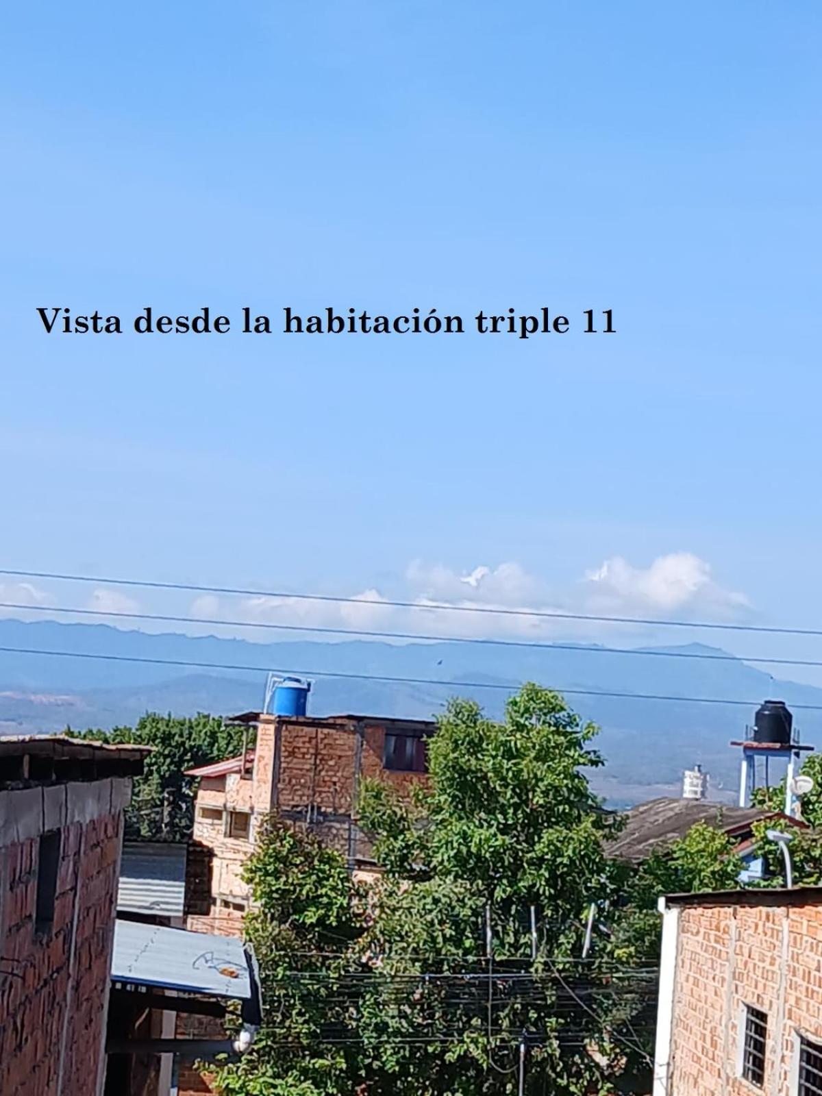 Alojamiento Familiar Custodia Tarapoto Esterno foto