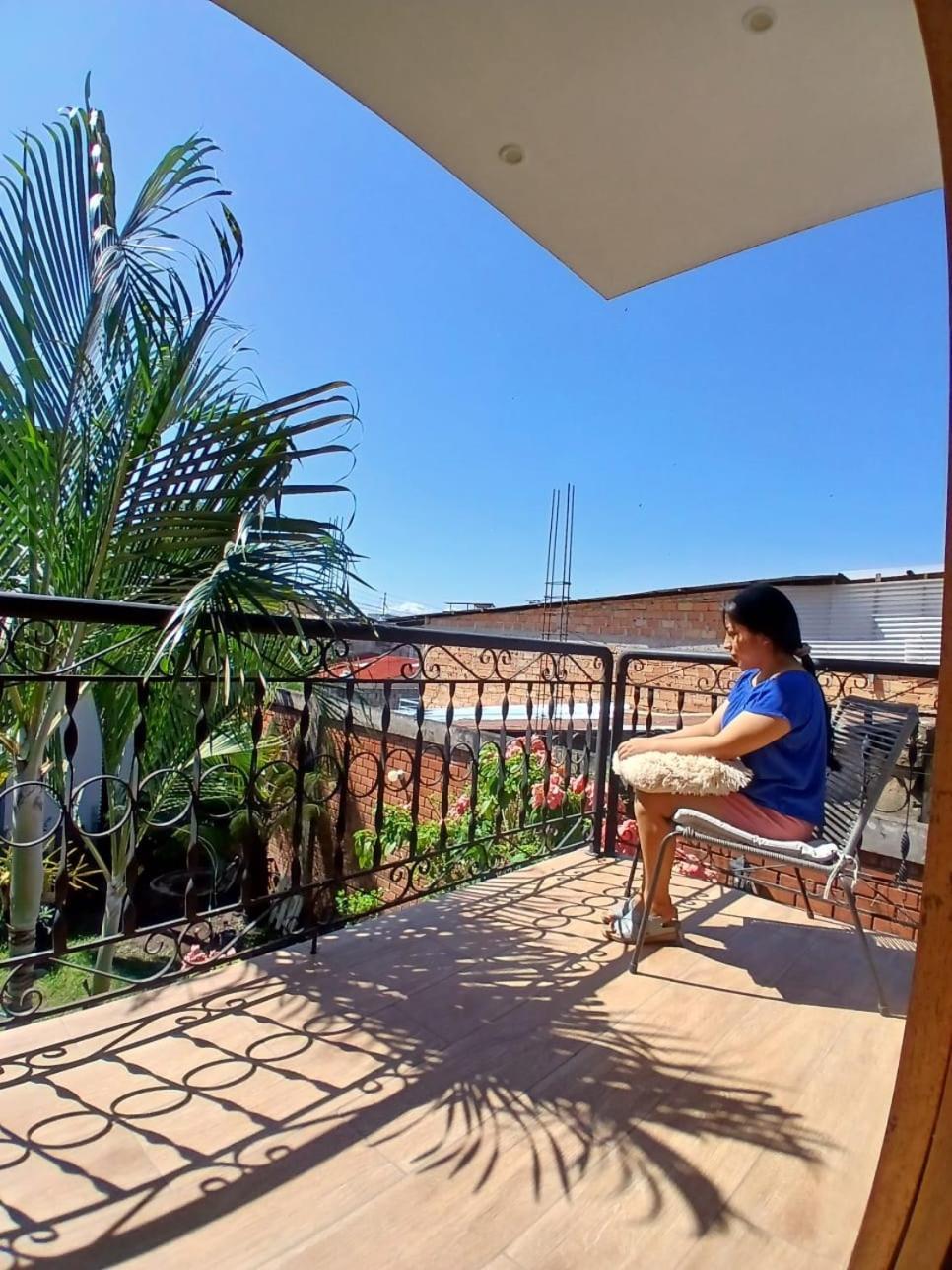 Alojamiento Familiar Custodia Tarapoto Esterno foto