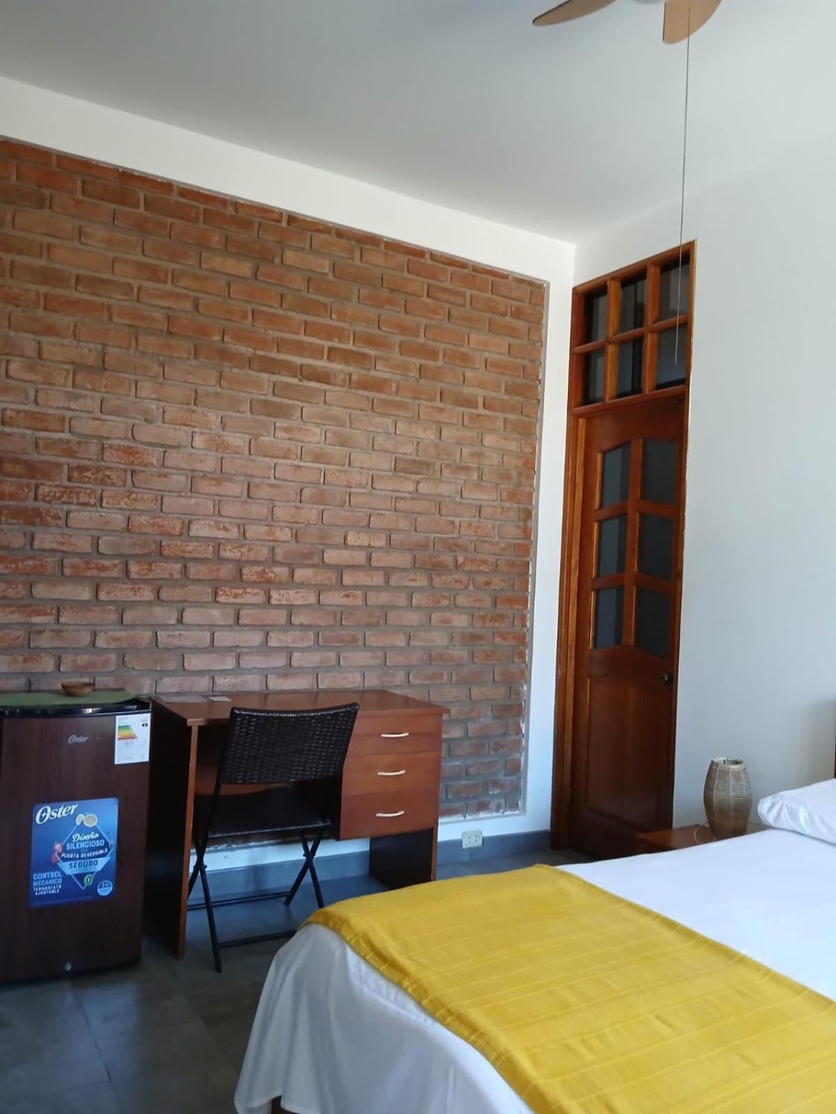 Alojamiento Familiar Custodia Tarapoto Esterno foto