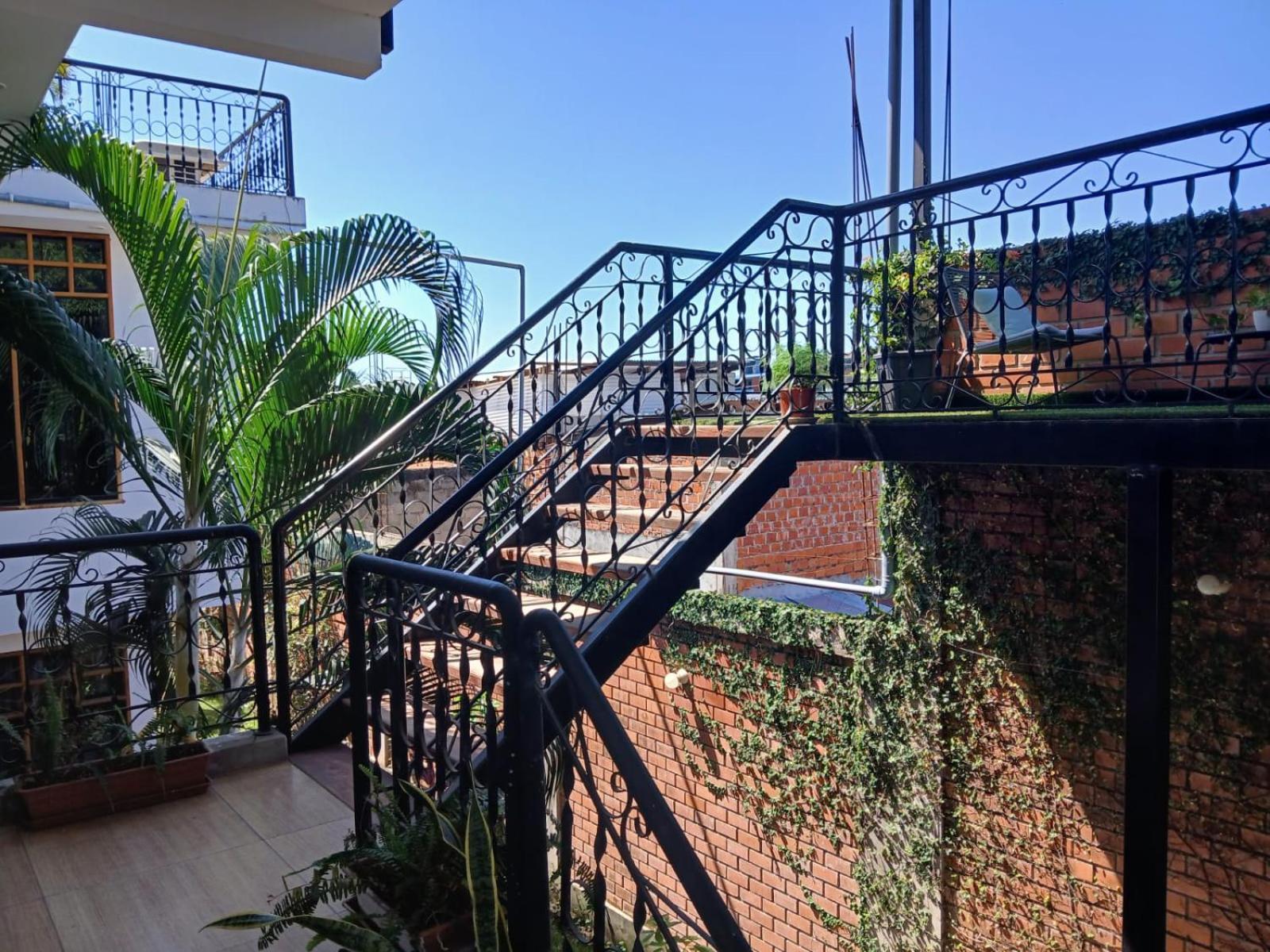 Alojamiento Familiar Custodia Tarapoto Esterno foto